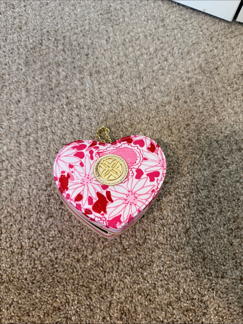 Lilly Pulitzer Heart-Shaped Pink & Red Floral Key/Card Holder with Gold Emblem